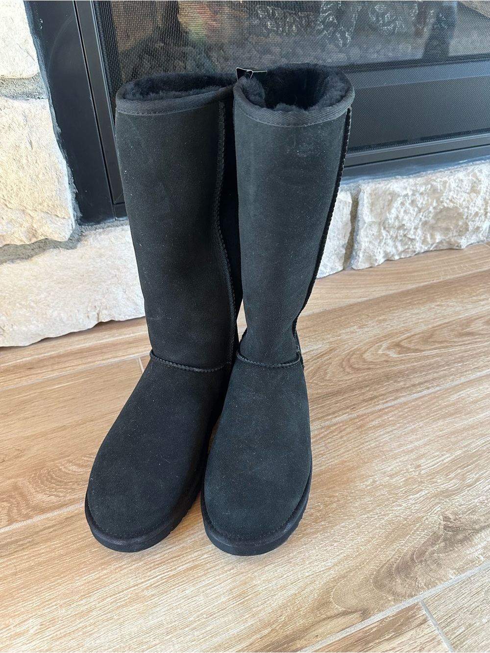 UGG  Women's UGG Black Classic II Tall Boots Size 10 - Picture 4 of 7
